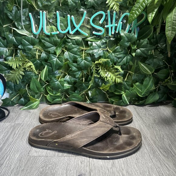 Olukai Pikoi Dark Wood Men’s Size 13 M Brown Leather Thong Sandals Flip Flops